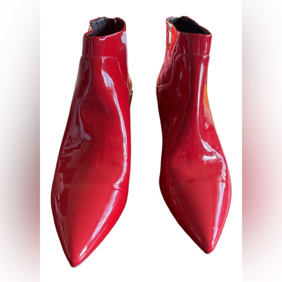 Via Spiga Red Patent Leather Kitten Heel Booties Size 7.5 NWOT - Picture 2 of 12